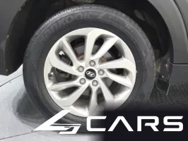 Hyundai Tucson Diesel 1.7 2WD — фото 21 (exterior)
