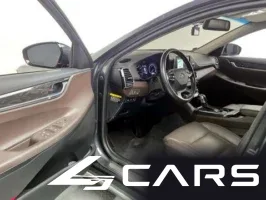 Hyundai Grandeur 2.4 Premium — фото 10 (exterior)