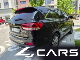 Kia Sorento Diesel 2.0 4WD — фото 9 (exterior)