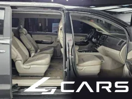 Kia Carnival 9-seater Prestige — фото 12 (exterior)