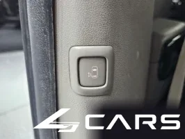 Kia Carnival 9-seater Prestige — фото 18 (exterior)