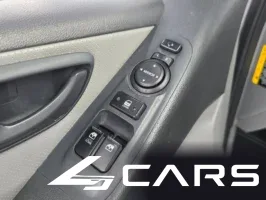 Hyundai Grand Starex Van 5-Seater — фото 13 (exterior)