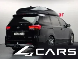 Kia Carnival 9-seater Hi-Limousine — фото 2 (exterior)
