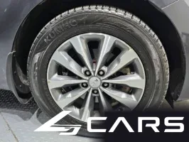 Kia Carnival 9-seater Luxury — фото 5 (exterior)