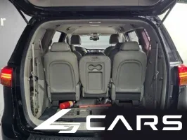 Kia Carnival 11-seater Prestige — фото 20 (exterior)