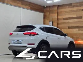 Hyundai Tucson Diesel 2.0 2WD — фото 7 (exterior)