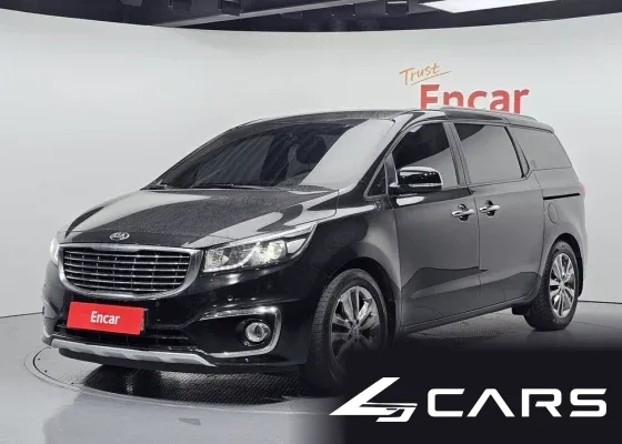 Kia Carnival 9-seater Prestige 2015 года