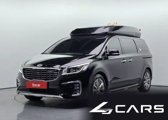 Kia Carnival 7-Seater Hi-Limousine 2018 года